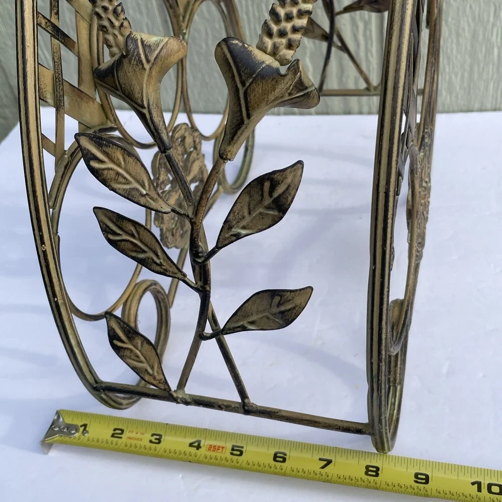 Wine‎ Holder Metal Rack with Holder 3 bottle caddy Wrought Iron Sculpture Art